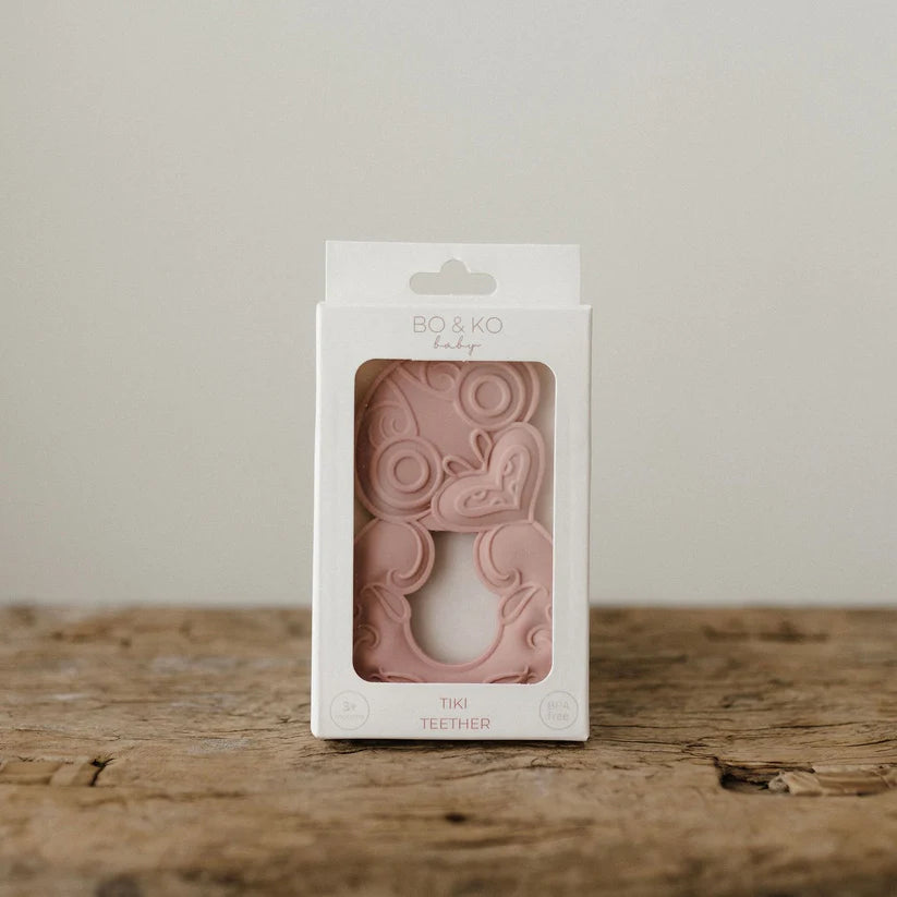 Tiki Teether Posey