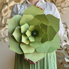 Load image into Gallery viewer, Lovi Flower Pale Green 24cm