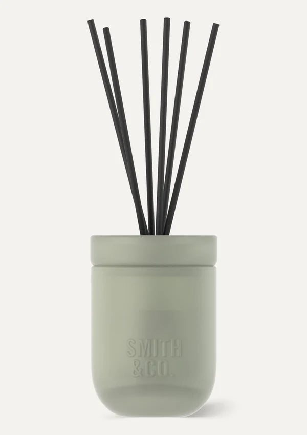 Smith & Co Amber & Freesia Diffuser 200ml