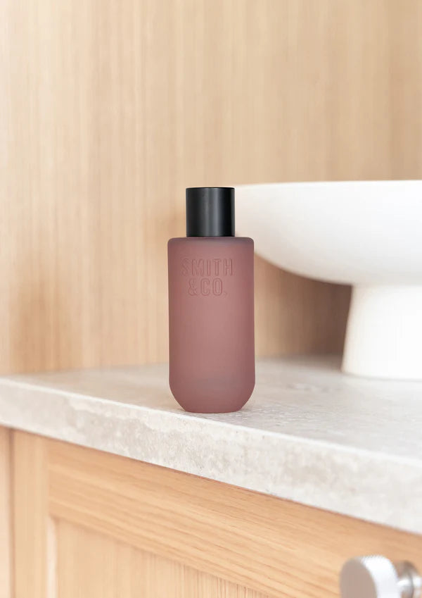 Smith & Co Blush Rose & Blackberry Room Spray 100ml