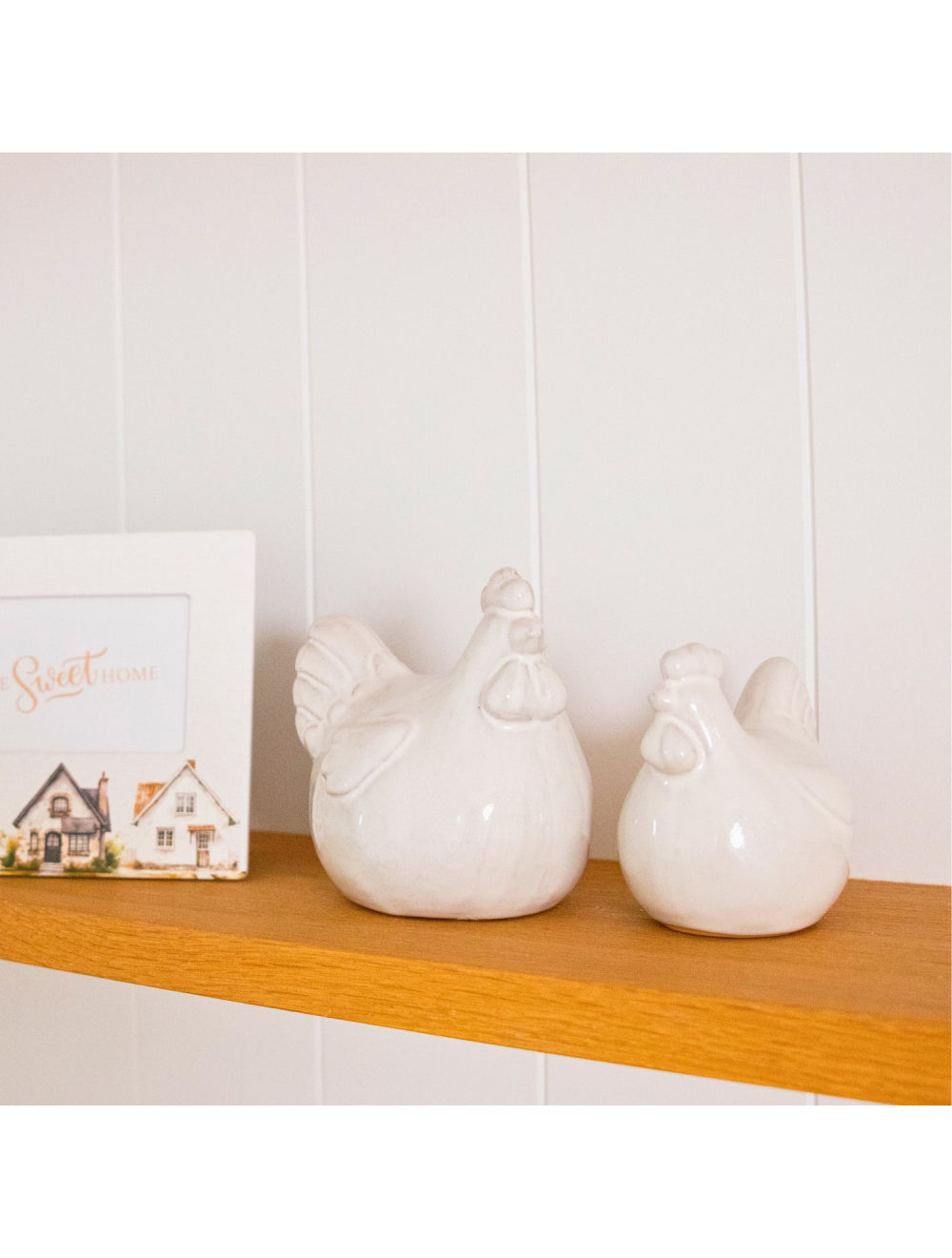 Cottage Grove Ceramic Hen Large