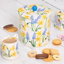 Load image into Gallery viewer, Emma Bridgewater Spring Biscuit Barrell