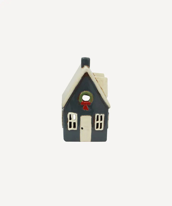 Alsace Tea Light Cottage with Navy Wreath (YA0065)
