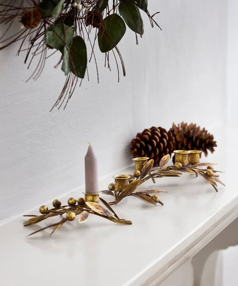 Mistletoe Iron Candleholder Large