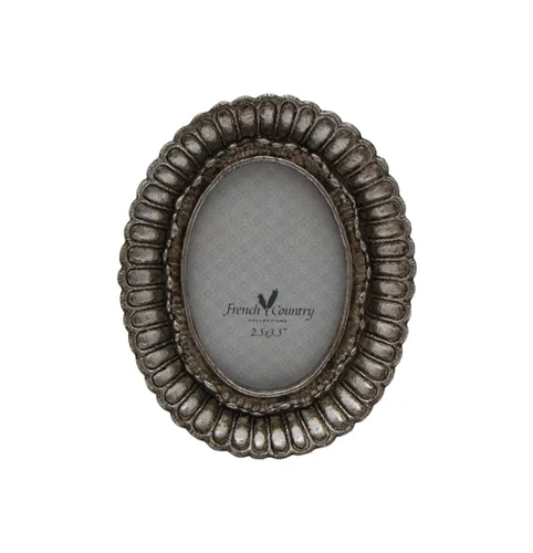 Fanned Pewter Oval Photo Frame 2.5x3.5