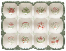 Load image into Gallery viewer, Camelia Egg Holder