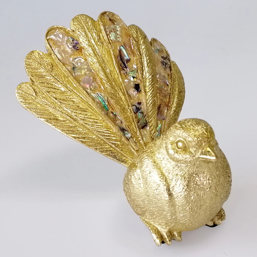 Gold Fantail