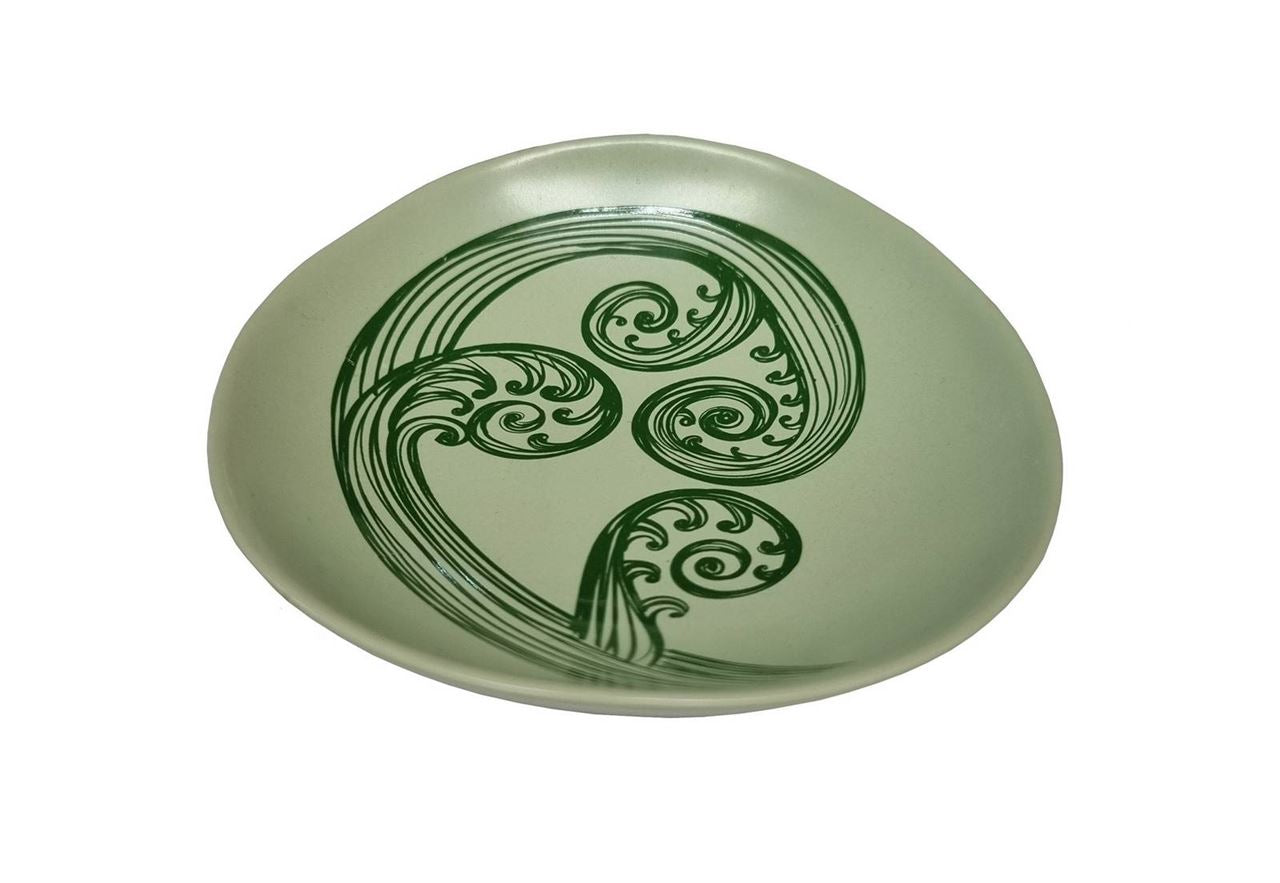 Ponga Frond 3 Dk Green on Light Green 10cm Porcelain Bowl