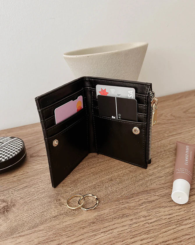 Lily Woven Wallet Black