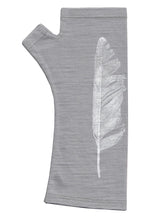 Load image into Gallery viewer, Reg Length Silver Feather Print White