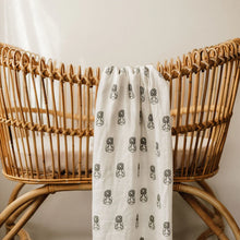 Load image into Gallery viewer, 2pk Wraps Green Tiki &amp; Green Te Patiki