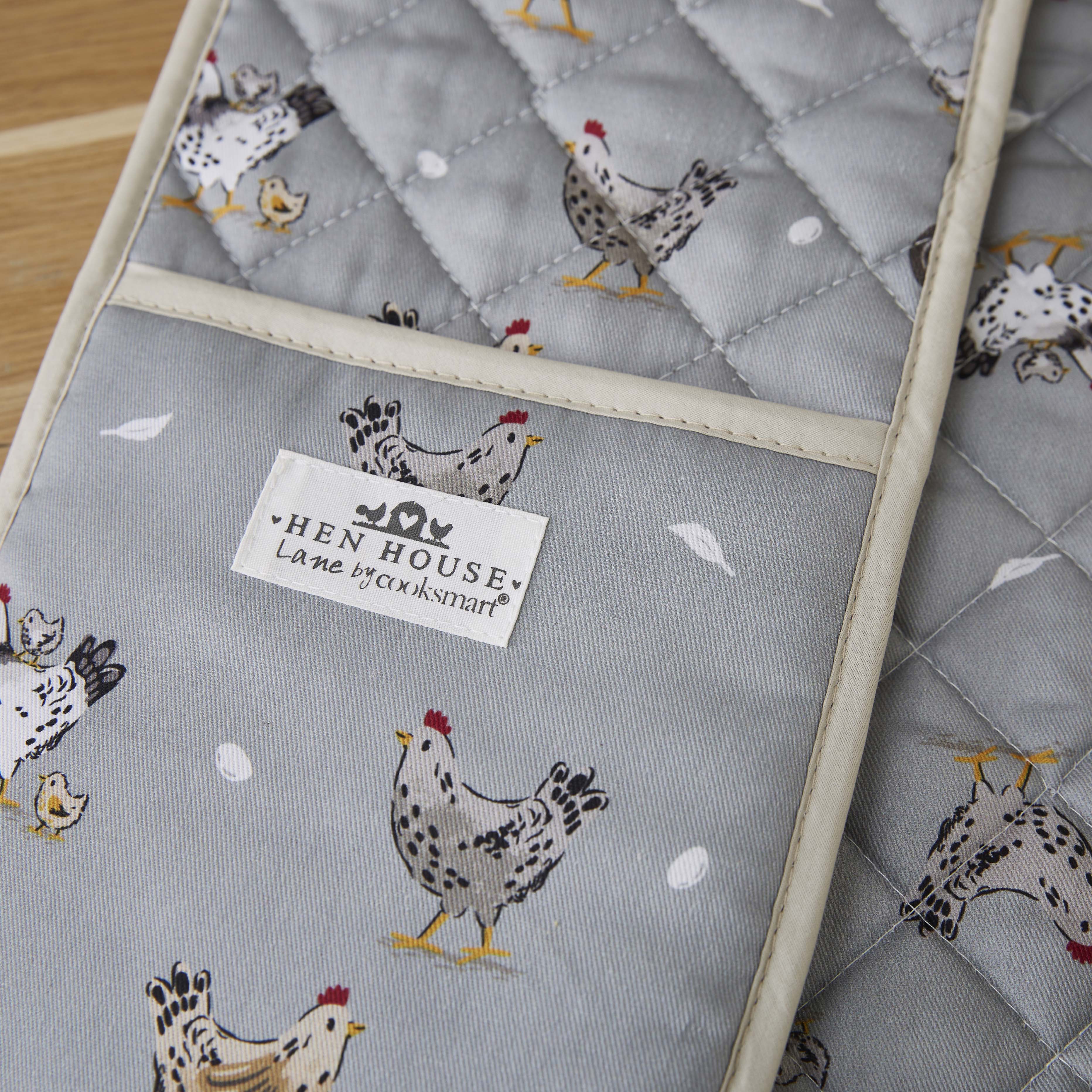 Hen House Lane Double Oven Glove