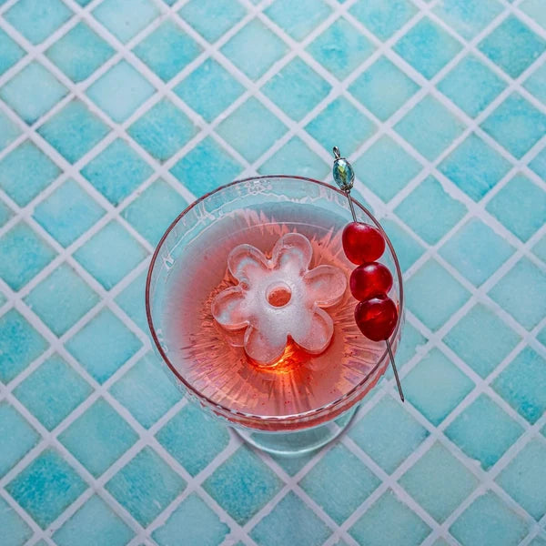 Retro Daisy Ice Cube Tray Yellow