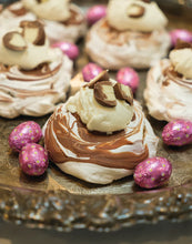 Load image into Gallery viewer, Beautiful Baking