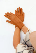 Load image into Gallery viewer, Stretch Gloves Tan