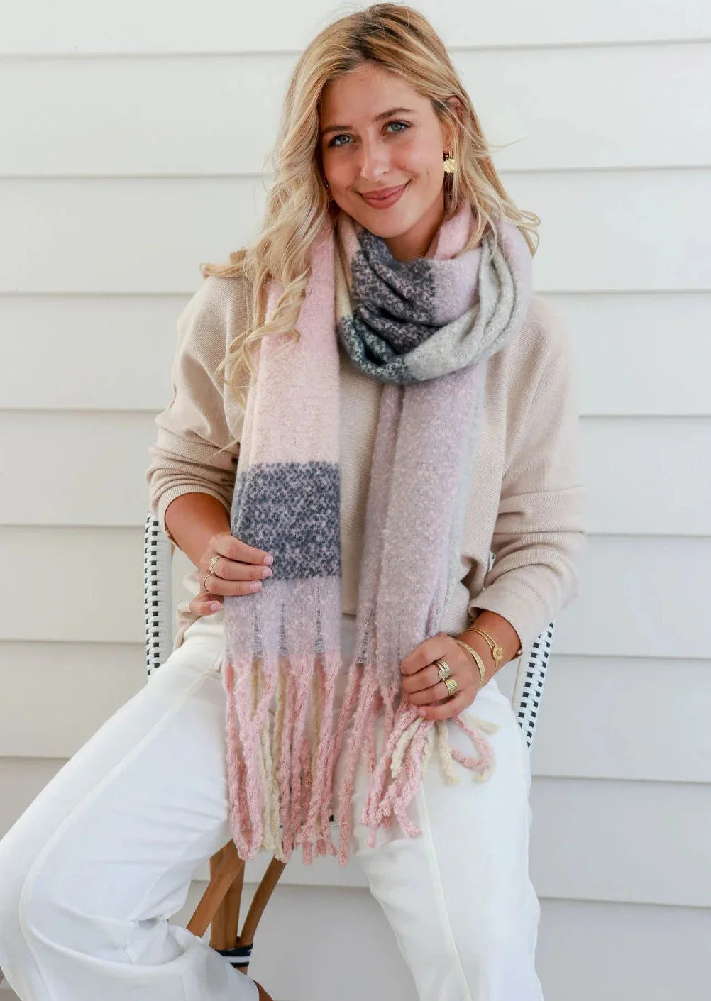 Grey Pink Comfort Scarf