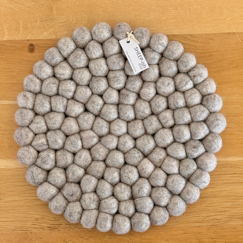 Felt Ball Pot Stand Oat