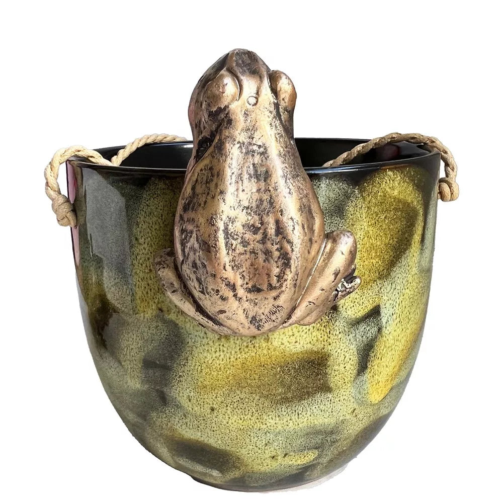 Frog Hanging Rim I Gold
