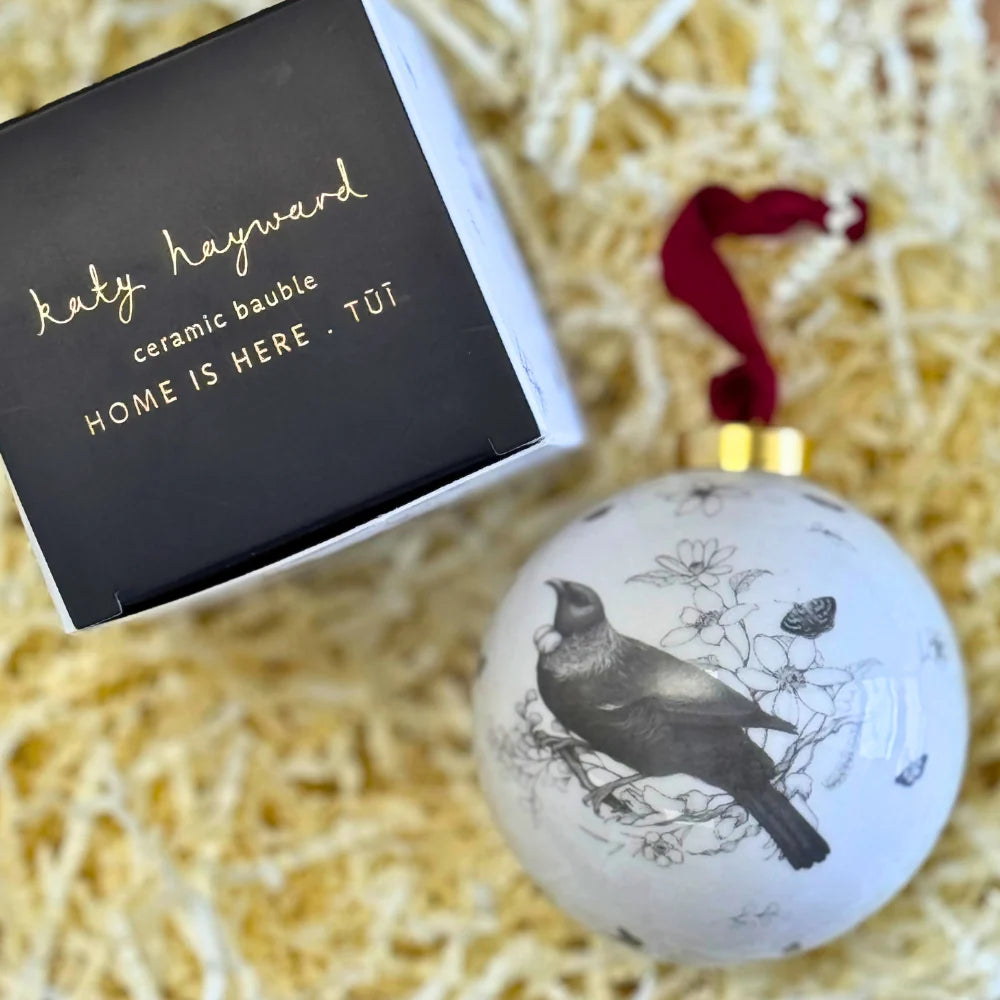 Home is Here Tui Deco