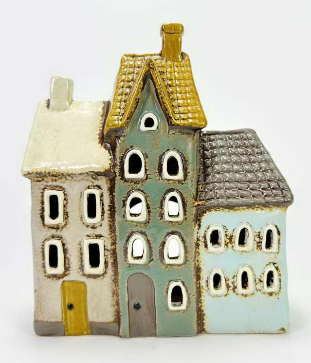 Triple House 2 Tealight 007