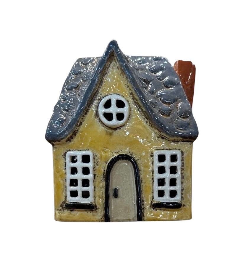 Yellow Thatch Tealight House 094