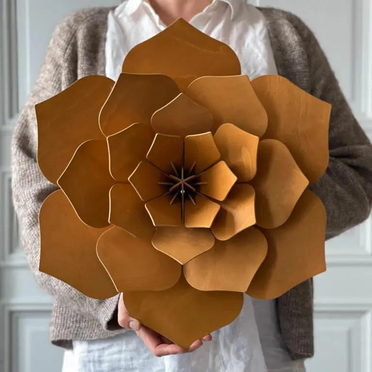 Lovi Flower Cinnamon 34cm