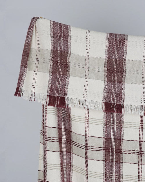 Berry Checked Throw Red