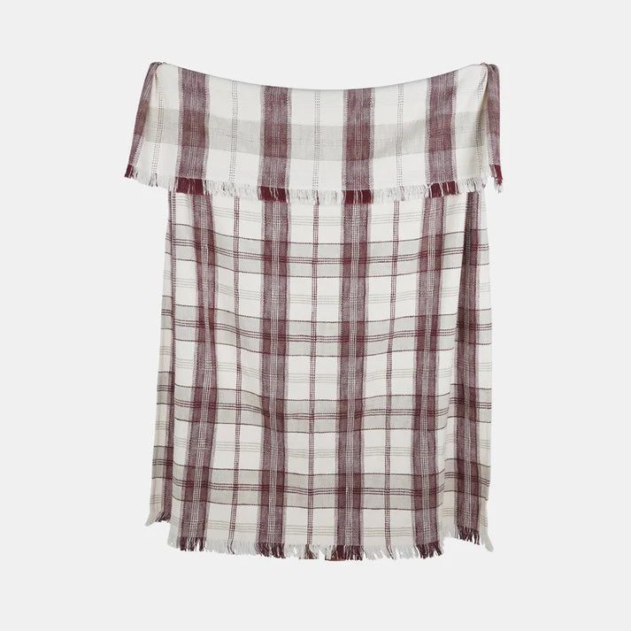 Berry Checked Throw Red