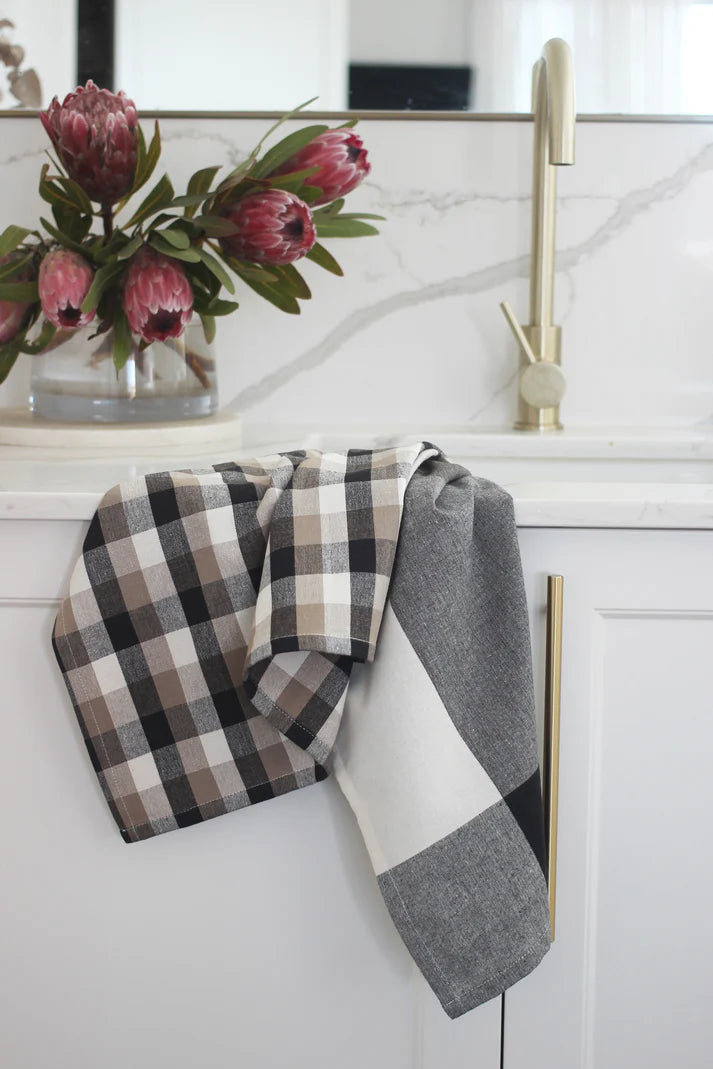 Giant Check Tea Towel Set of 2 Black