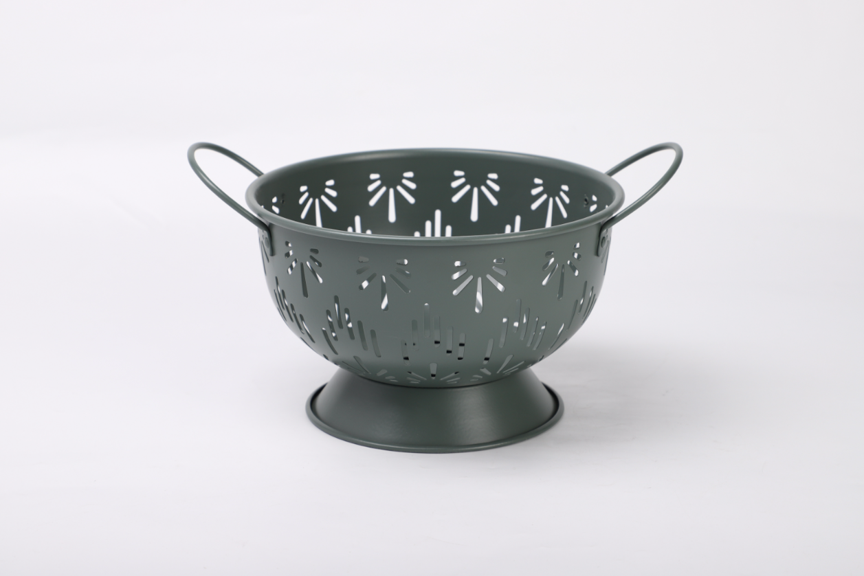 Medium Rockingham Colander