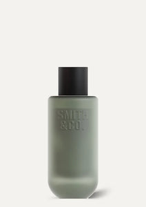 Smith & Co Amber & Freesia Room Spray 100ml