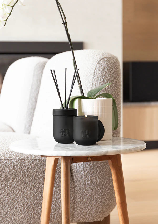 Smith & Co Tabac & Cedarwood 250gm Candle