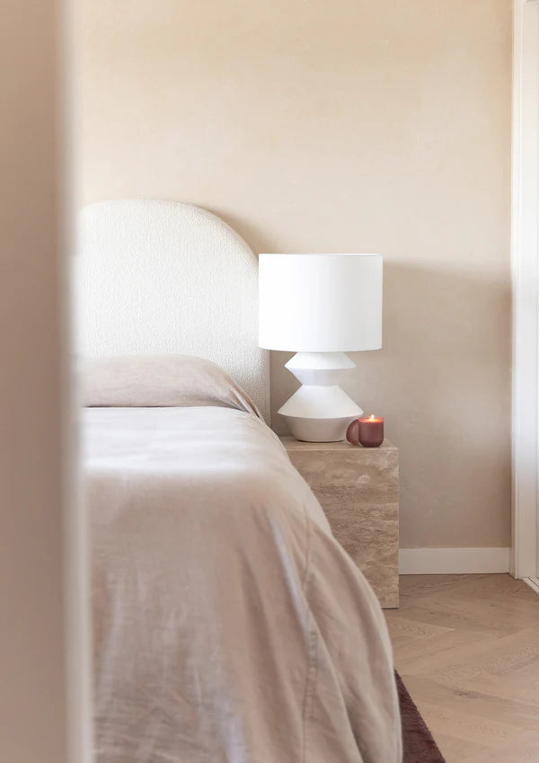 Smith & Co Blush Rose & Blackberry 250gm Candle