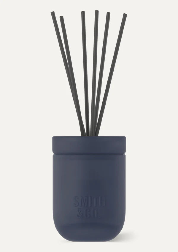 Smith & Co Smoked Suede & Bergamont Diffuser 200ml