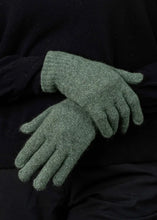 Load image into Gallery viewer, Unisex Plain Gloves Trilogy Assorted Colours