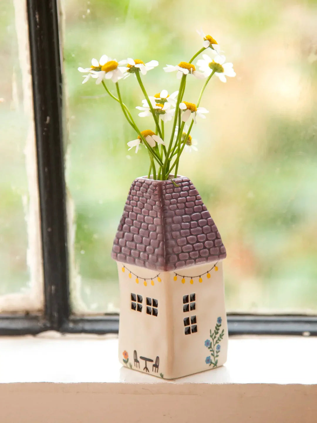 Cottage Bud Vase Coffee