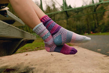 Load image into Gallery viewer, Twilight Adult Crew Solmate Sock