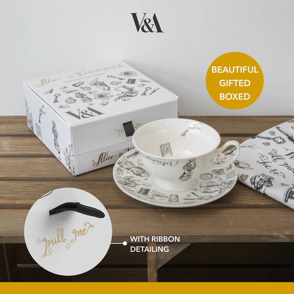 V&A Alice Tea Cup/Saucer Set