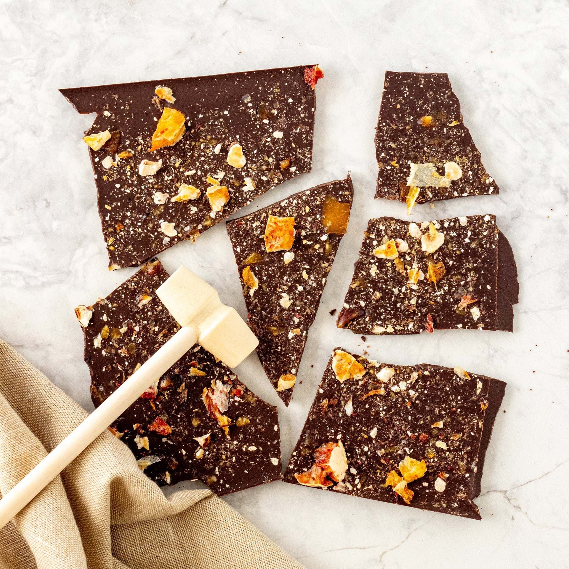 Remarkable Smash Bark Hazelnut & Orange