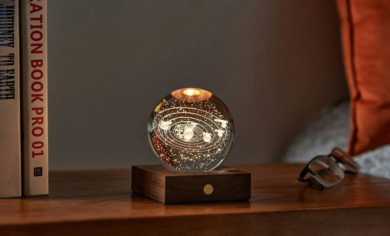 Walnut Saturn 3D Laster Engraved Light