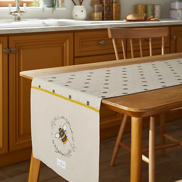 Bumble Bees Table Runner