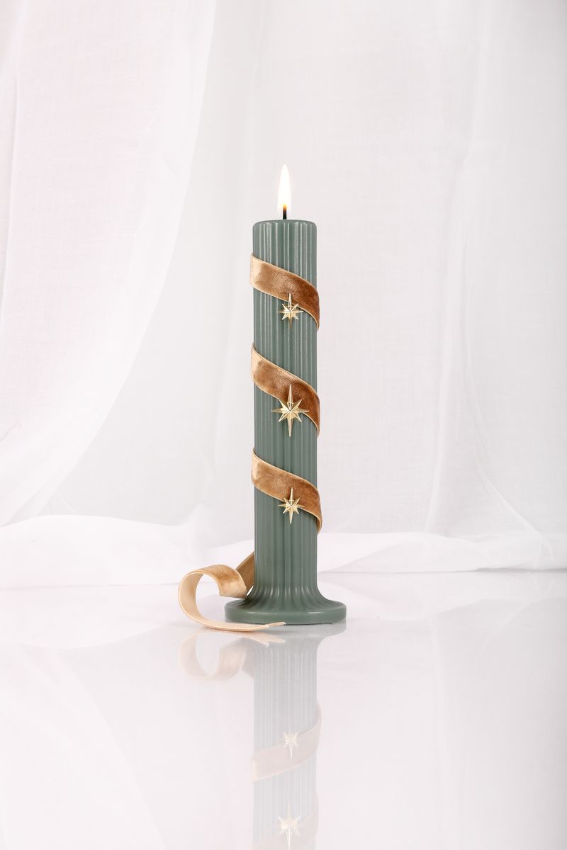 Smith & Co Pillar Candle 250gm Amber & Freesia