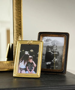 Ribbed Bee Frame Gold 4x6