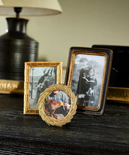 Load image into Gallery viewer, Beaded Frame Black 5x7