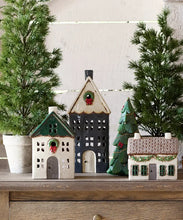 Load image into Gallery viewer, Christmas Tea Light House Green with Wreath Small