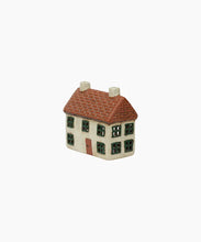 Load image into Gallery viewer, Cotswolds Country Tea Light Cottage (YA0073)