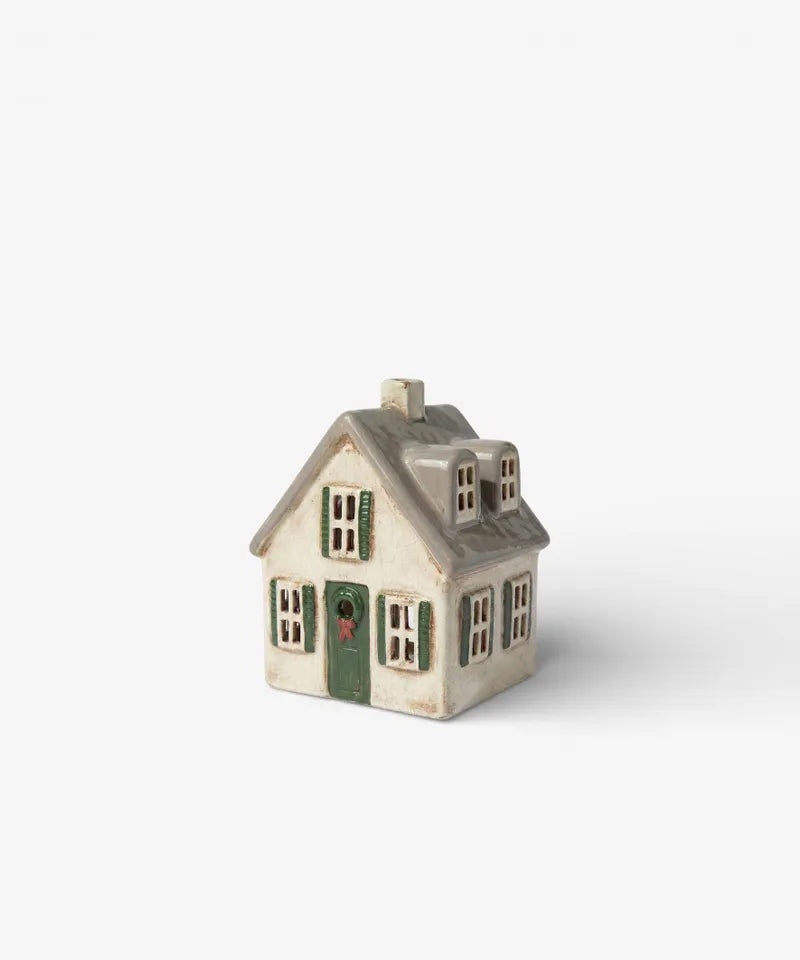 PRE-ORDER Nordgard Villa w/Bow Wreath YA0104