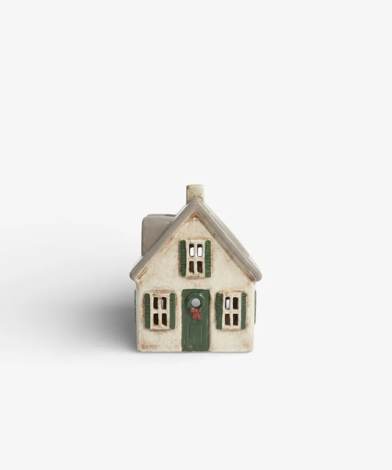 PRE-ORDER Nordgard Villa w/Bow Wreath YA0104