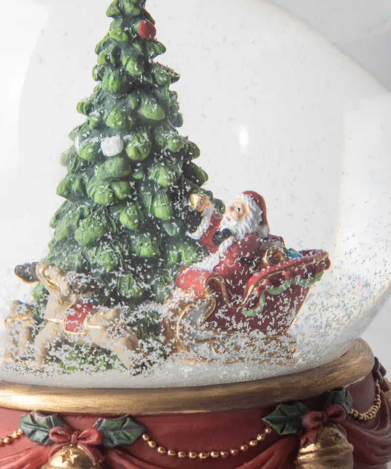 Classic Noel Snowglobe