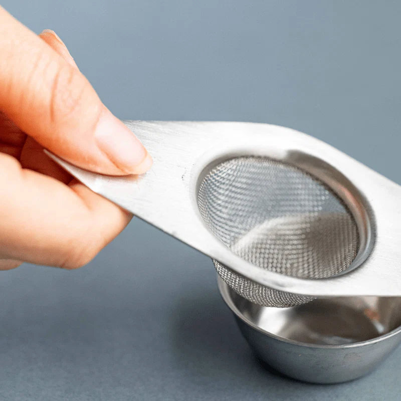 LC Double Handled Tea Strainer